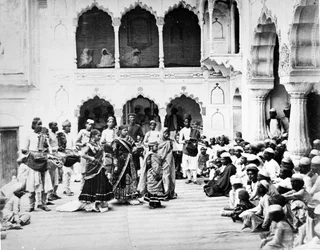 Nautch, Delhi um 1863